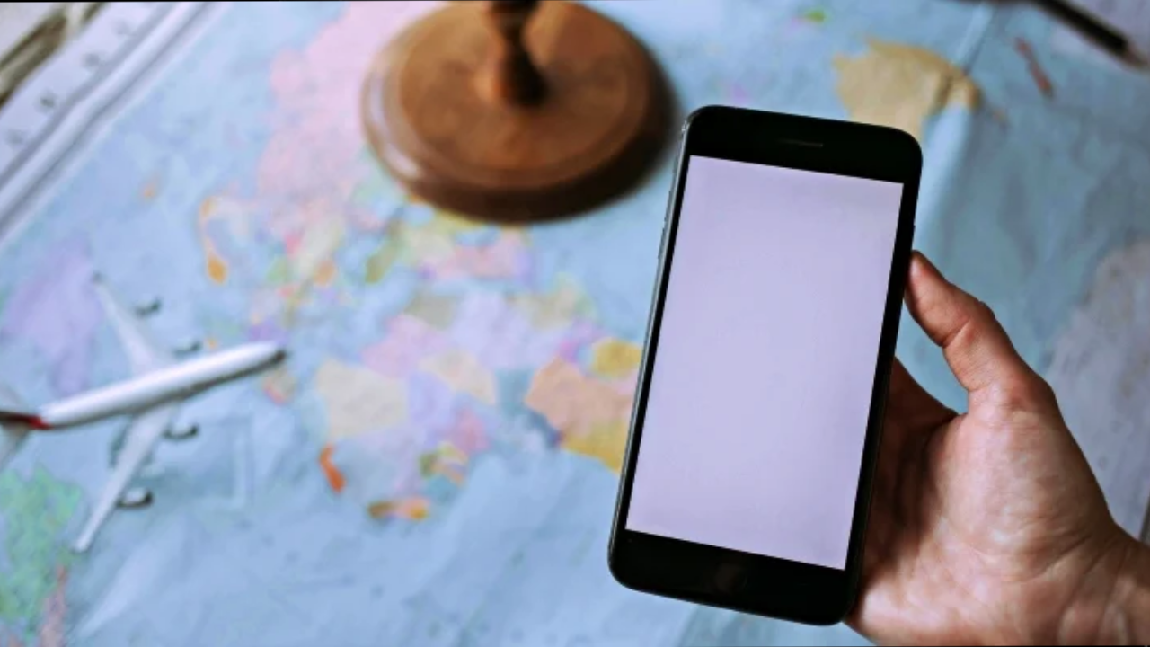 Apple'dan yeni özellik: iPhone pasaport işlevi görecek