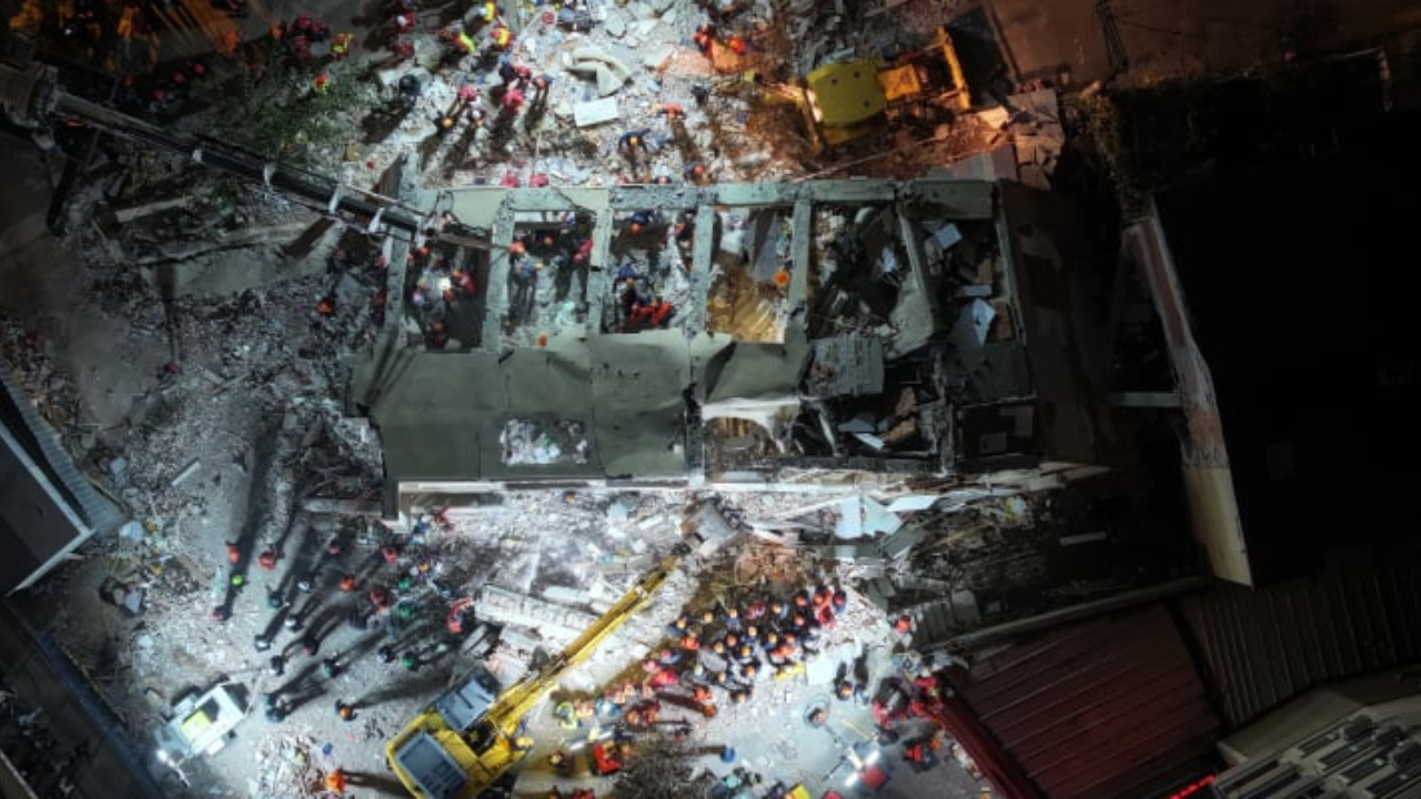 Kocaeli'de anne ve babanın da cansız bedenine ulaşıldı