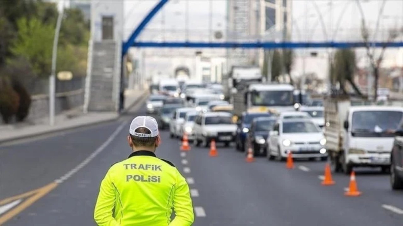 Yeni trafik cezaları tasarısı askıya alındı