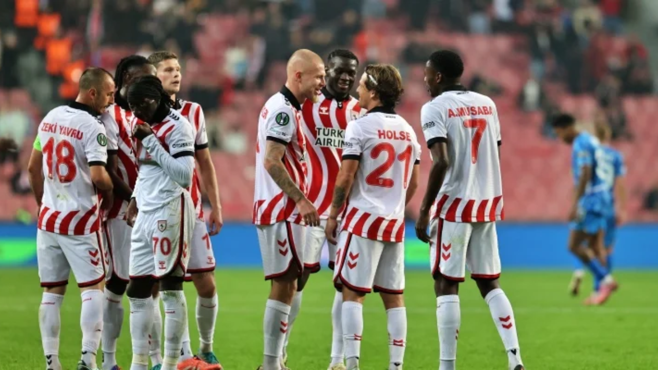 Konferans Ligi: Samsunspor, Dinamo Kiev'i 3-0 yendi