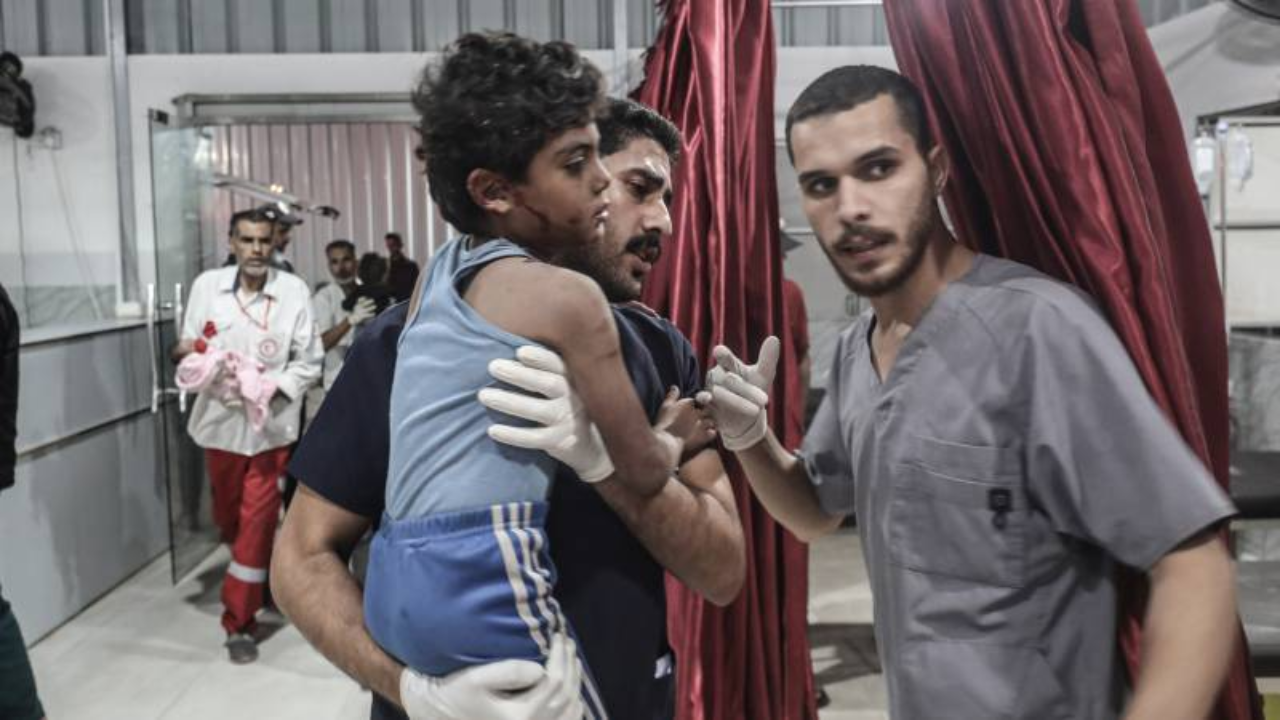 İsrail ateşkesi ihlal etti: Gazze’de 63 kişiyi öldürdü