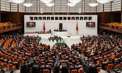 Ankara'da siyasi partiler bayramlaşmaya başladı