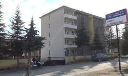 Tunceli’de üniversite öğrencisi 5. kattan atladı, hayati tehlikesi devam ediyor