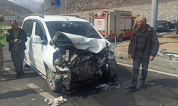 Hakkari’de sabah saatlerinde kaza 2’si ağır 8 kişi yaralandı