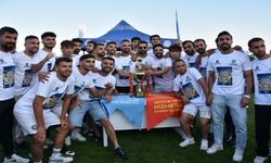 Büyükşehir belediyesi erkek futbol takımı, şampiyonlukla BAL’a çıktı