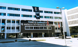 Antalya Büyükşehir Belediyesi'ne yeni operasyon: Üç kişi gözaltına alındı