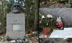 Karl Marx’ın mezarına Labubu bebeği bırakıldı