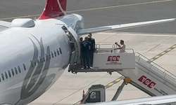 LeMan'ın yazı işleri müdürü Aslan Özdemir havalimanında gözaltına alındı