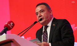 Muhittin Böcek kalp rahatsızlığı nedeniyle hastaneye kaldırıldı