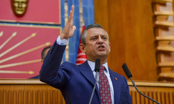 Özgür Özel'den Erdoğan'a: "Sen önce sırf Kürt diye içeride tuttuğun kişileri dışarı çıkaracaksın"