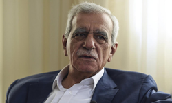Süleymaniye'ye gidebilmesi için Ahmet Türk'ün yurt dışı çıkış yasağı kaldırıldı