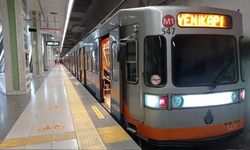 Bağcılar’da metro yangını: Yolcular tahliye edildi