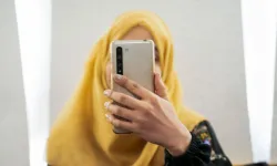 Taliban interneti kesti: Afgan kadınların son umudu bitti