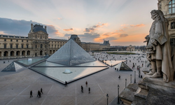 Louvre soygunu: Dünyayı sarsan hırsızlıkta neler biliniyor?