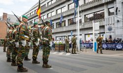 Belçika 17 yaşındaki tüm gençleri gönüllü askerliğe çağırdı