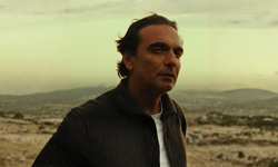 İran sinemasının efsanesi Hümayun Erşadi hayatını kaybetti