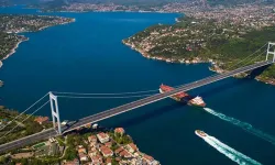 İstanbul Boğazı'nda gemi trafiği askıya alındı!