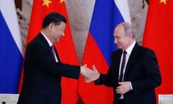Putin, Çin vatandaşlarına vize uygulamasını kaldırdı