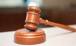 Şiddet uygulayan kocasını öldüren kadın tahliye edildi