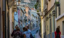 İspanya aşırı sıcaklara karşı ülkede sığınaklar kuracak