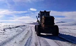 Van'da eğitime kar engeli: 90 yerleşim yeri ulaşıma kapalı