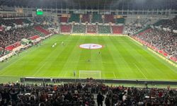 Amedspor'dan Leyla Zana kararı: Iğdırspor maçı kadınlara ücretsiz olacak