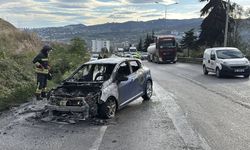 Samsunsporlu futbolcunun aracı seyir halindeyken yandı