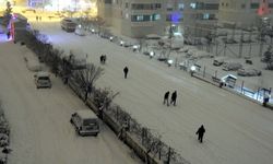 Diyarbakır beyaza büründü: Halk, "berekettir" diyor