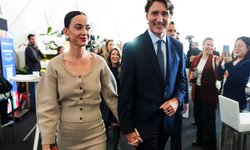 Katy Perry ve Justin Trudeau Davos’ta el ele