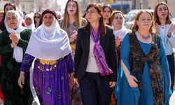 Bucak, Çınar’da 8 Mart açıklamasına katıldı