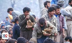 1991 Kürt Göçü Chris Bowers ile Tiyatro Sahnesinde