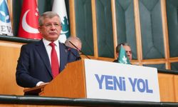 Ahmet Davutoğlu: Maddi sıkıntılar yaşıyorum