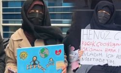 Kızını istismar etti serbest kaldı: Anne adalet nöbetine çıktı