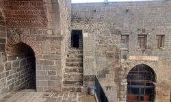 Diyarbakır'da 970 yıllık cami bir türlü iyileştirilemiyor