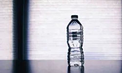 Bir şişe suyu öyle bir fiyata sattı ki bakanlıktan ceza yedi