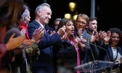 Fransa’da 34 Kürt aday yerel seçimleri kazandı