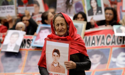 12 Mart: Askeri Darbe, Gazi ve Qamişlo Katliamları