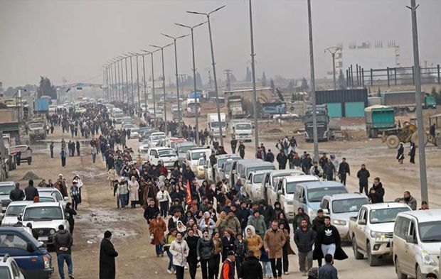 Halep’te Kürt sürgünü kameralara yansıyor