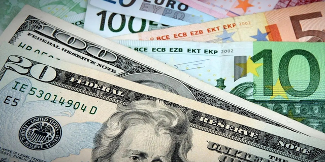 Dolar ve avro güne nasıl başladı?