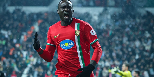 Mbaye Diagne durdurulamıyor!