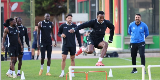 Hatayspor maçı öncesi Amedspor’da kart krizi