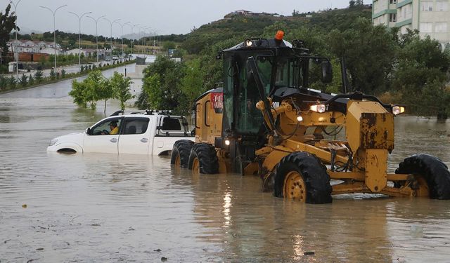 Hatay'da 2 ilçede eğitime ara verildi