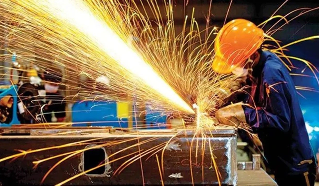 TÜİK: Sanayi üretimi martta yıllık yüzde 4,3 arttı