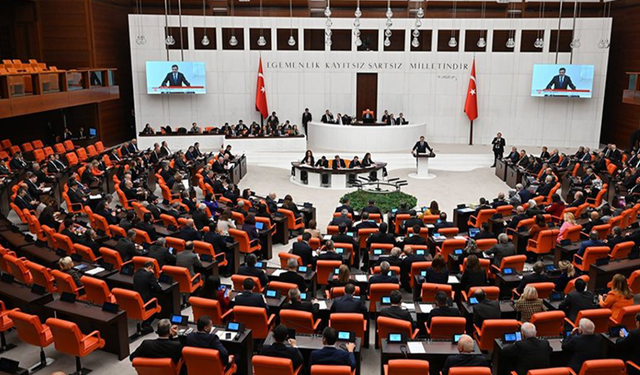 TBMM’nin tatil takvimi değişti: Çalışma süresi uzatıldı