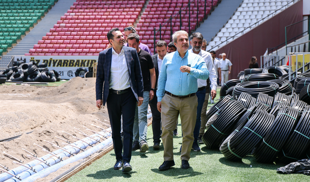 Amedspor, Diyarbakır Stadyumu için yetkililerle görüştü