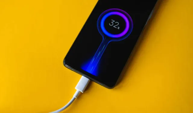 Yaz sıcağında telefonlarınızı şarjda bırakmayın uyarısı