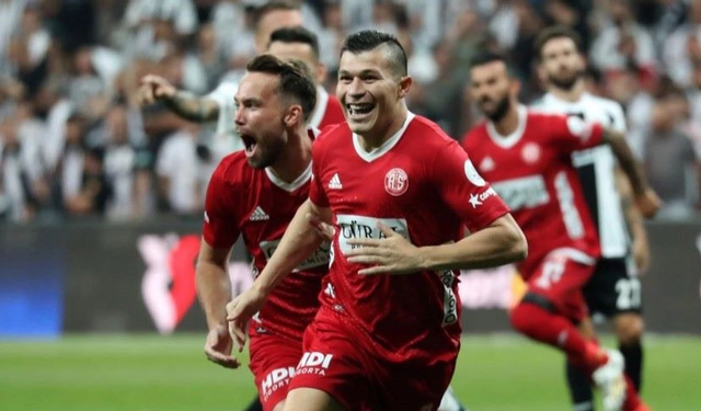 Amedspor Paraguaylı golcü Braian Samudio ile anlaştı