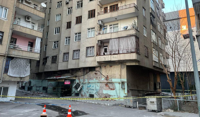 Deprem sanıp binayı boşaltmışlardı: Vantilatörden kaynaklanmış olabilir