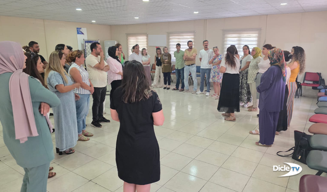 Kayapınar Belediyesi’nden “Travmalı çocuklarla güvenli iletişim” atölyesi