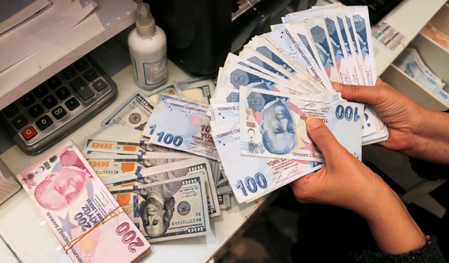 Türk Lirası pul oldu: 200 TL’lik banknot dünyada sonuncu